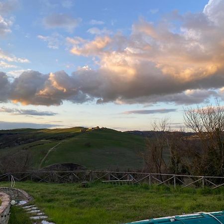 La Casina Di Helen Apartment Montalcino Exterior photo